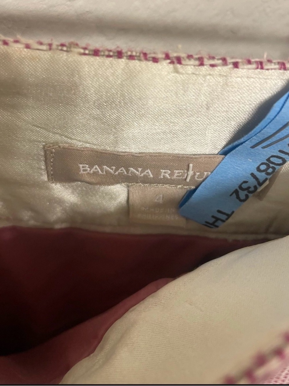 Banana Republic Pink Textured Pencil Skirt - Picture 2 of 3